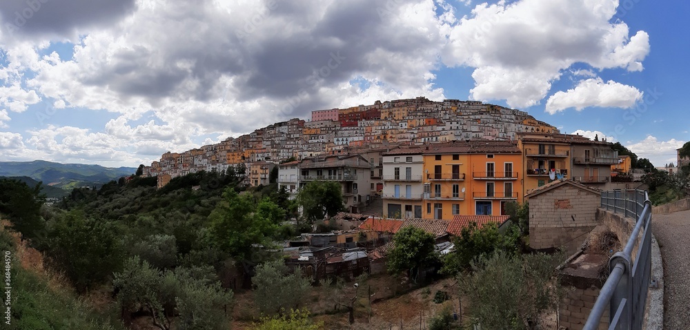 Calitri - Panoramica del borgo