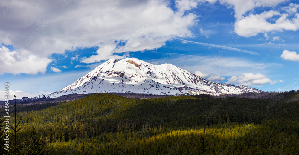 Mount Adams volccanic peak in southern Washington state