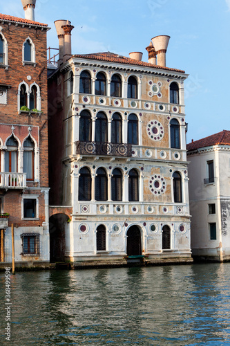 Venezia.. Palazzo Dario sul Canal Grande.