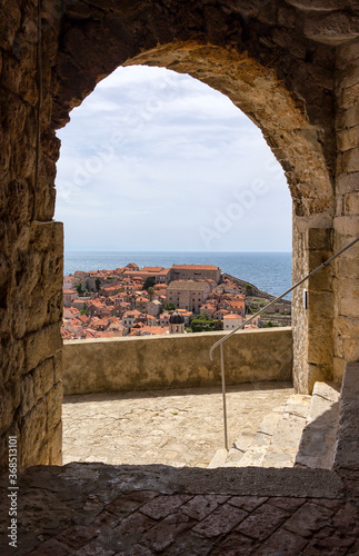 Obraz na płótnie View from the fortress Dubrovnik on parts of the medieval city. One can walk around on the ramparts the city. w salonie