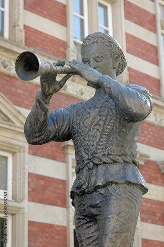 Hameln Rattenfängerbrunnen photo