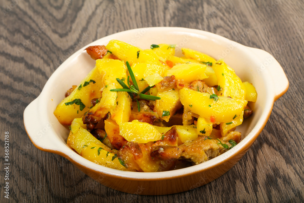 Fried potato with pork Fried potato with pork