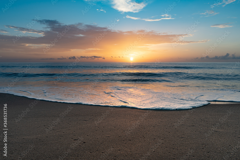 Fototapeta premium Beach Sunrise