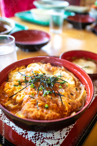 日本の丼もの カツ丼