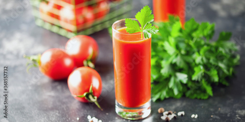 Tomato juice with parsley