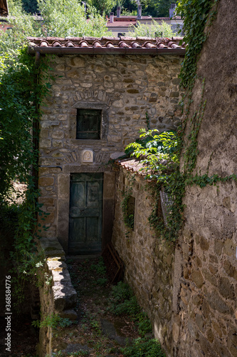 Altstadt der Burg Verrucola in Fivizzano, Toskana, Italien photo