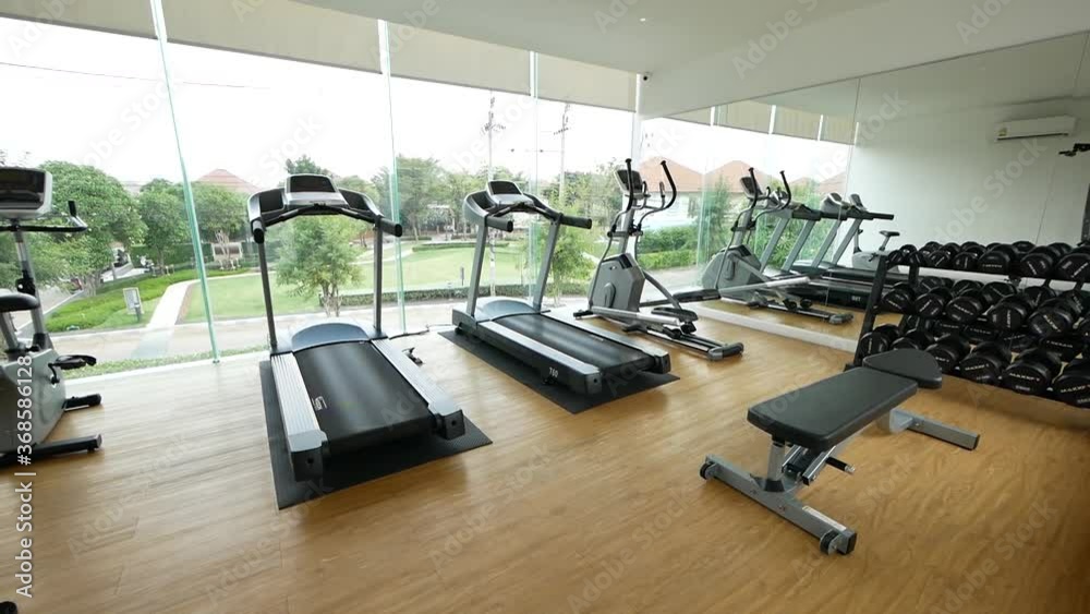 Modern and Clean Gym Decoration With Equipments Modern and Clean Gym Decoration With Equipments
