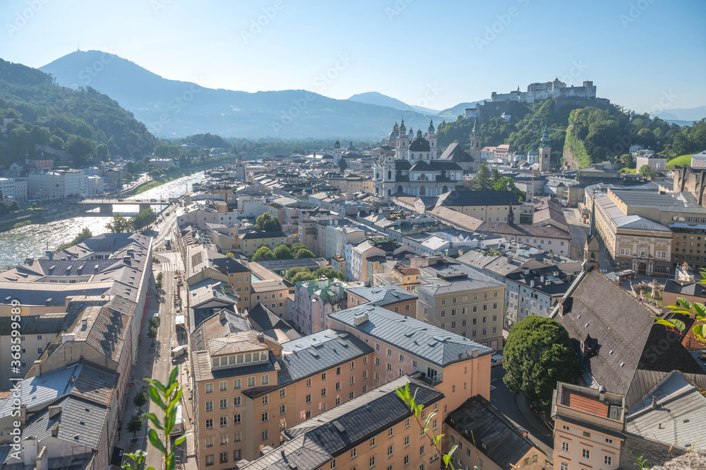 Panorama Stadt Salzburg Altstadt mit Festung