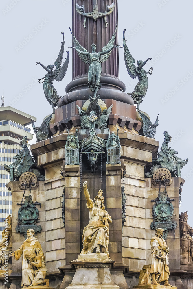 Obraz premium Monument of Christopher Columbus at the lower end of La Rambla, Barcelona, Catalonia, Spain. It constructed for the Exposition Universal de Barcelona (1888).