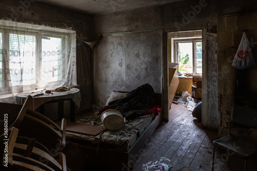 abandoned empty rooms