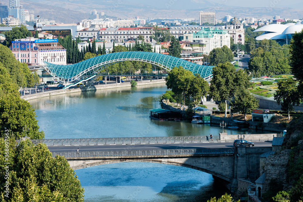 Peace Bridge over the Mtkvari river, Designed by Italian architect ...