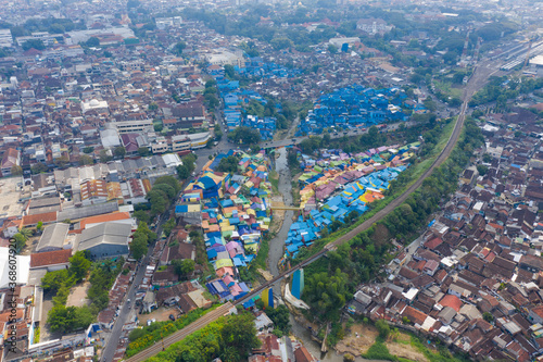 Fototapeta Naklejka Na Ścianę i Meble -  Aerial/Drone view of the colourful Rainbow Village in Malang