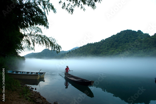 Cuadro en lienzo The Little East River is located in the northern entrance of Dongjiang Lake Scenic Area of Zixing County,Hunan Province,China