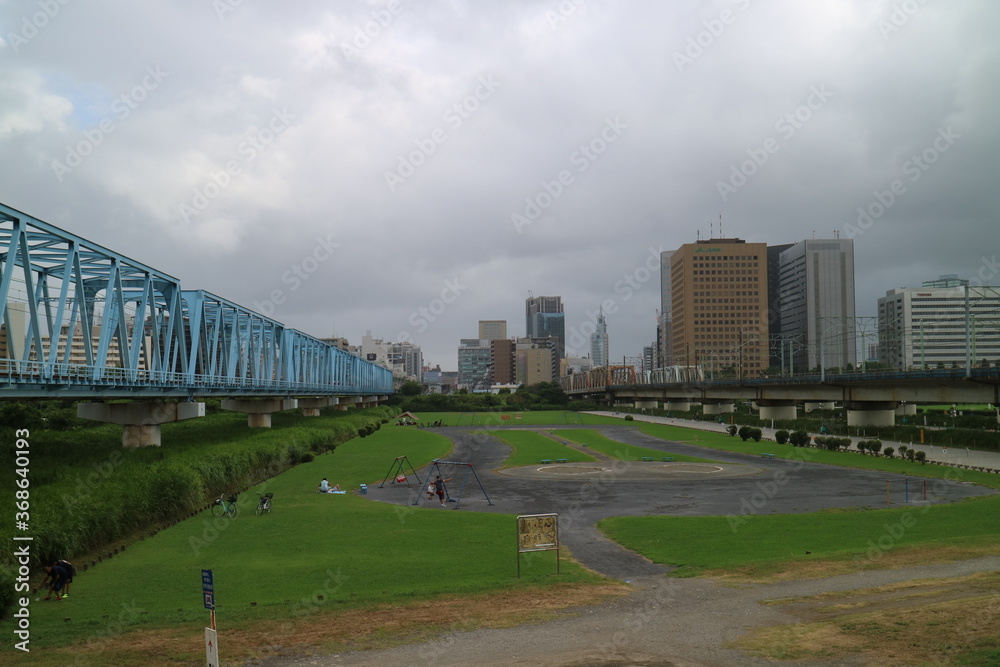 東京都多摩川の河川敷の風景 東京都多摩川の河川敷の風景