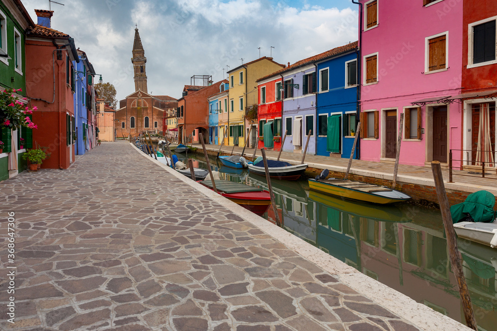 Facades of traditional old houses on the island Burano. Facades of traditional old houses on the island Burano.