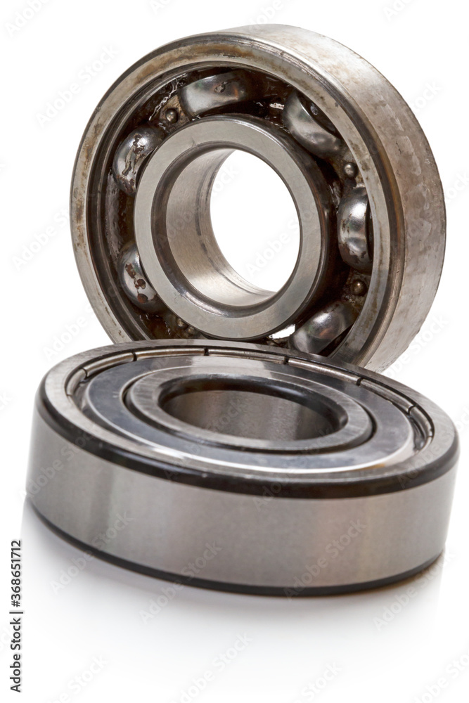 Two rolling bearings Two rolling bearings
