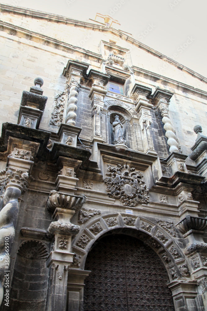 detail of the facade of the church Calaceite
