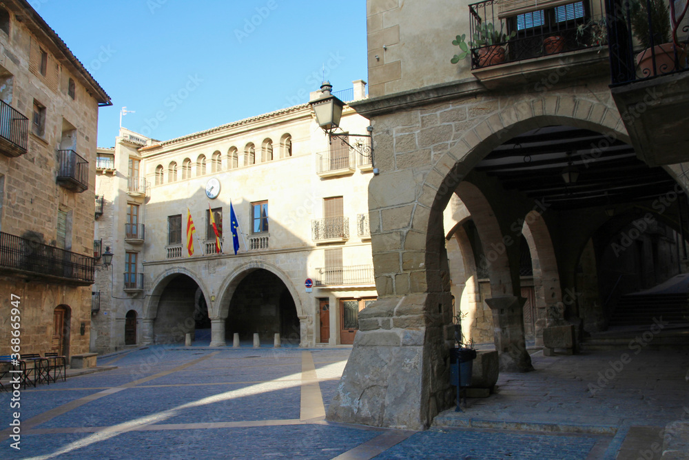 Calaceite hall town
