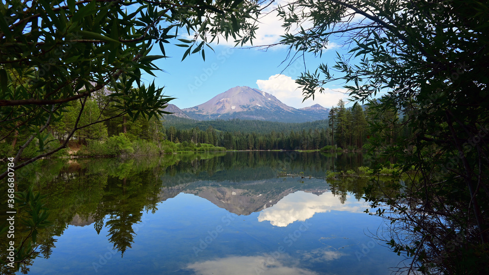 Φωτογραφία Lake Manzanita, Lassen Volcanic National Park, California, USA