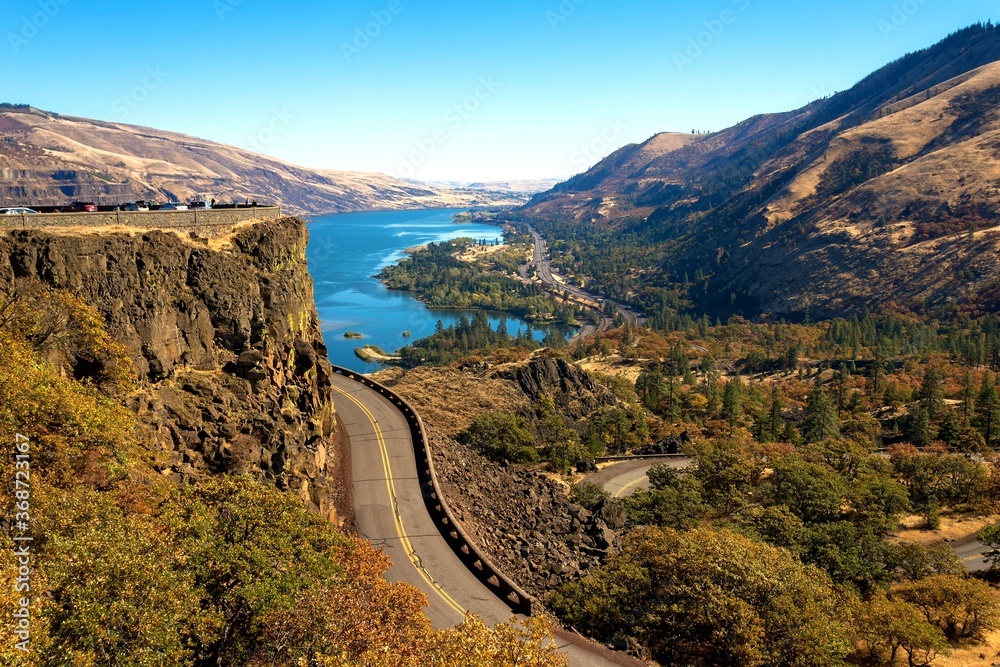 Beautiful view at Columbia river gorge from Rowena Crest in sunny autumn day. State of Oregon, USA