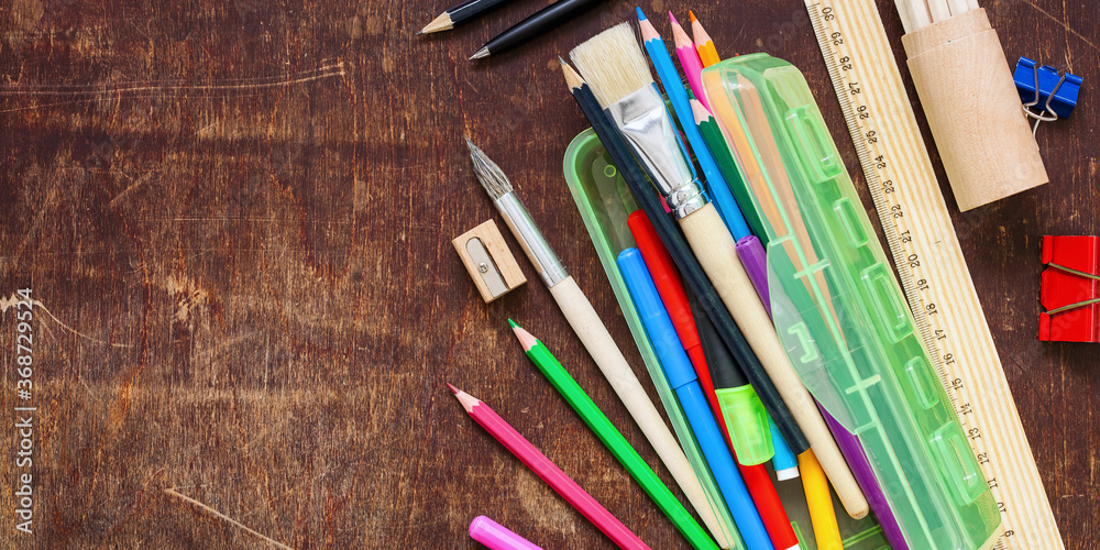Fototapeta premium School stationery