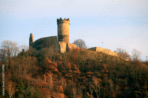 Die Muelburg auf dem Muehlberg gilt als die aelteste erhaltene Burg in Thueringen, Deutschland, Europa