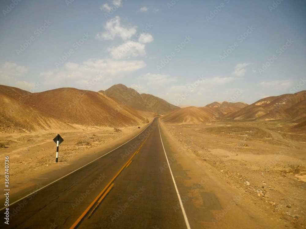 South America, Peru, Highway 1 South (Carretera Panamericana Sur) in the Nazca region