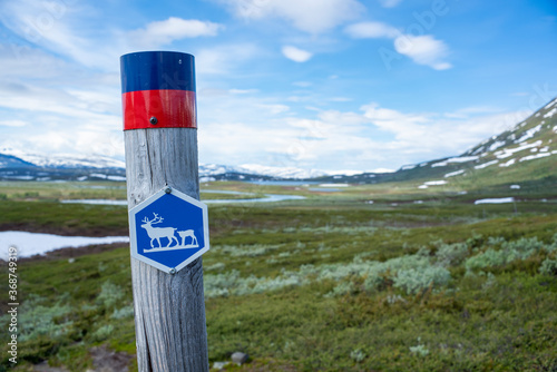 Obraz na plátně Attention sign pole in National Park for Reindeer belonging to the Indigenous Same people in Northern Scandinavia