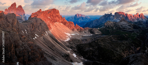 Quadro em tela Sunrise panorama of dolomites feat