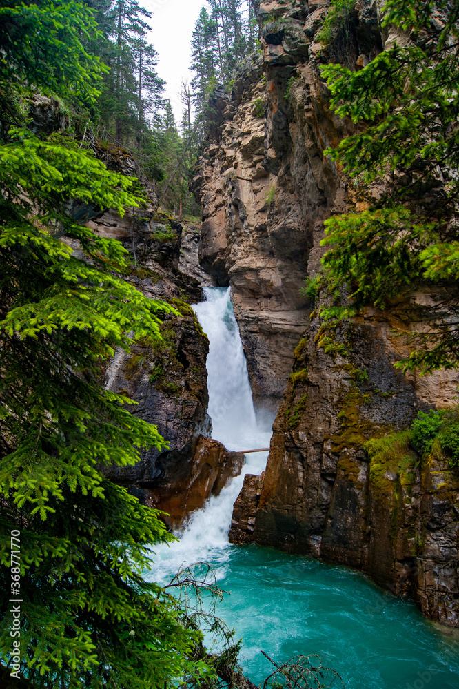 Waterfall down the Gorge Rocks