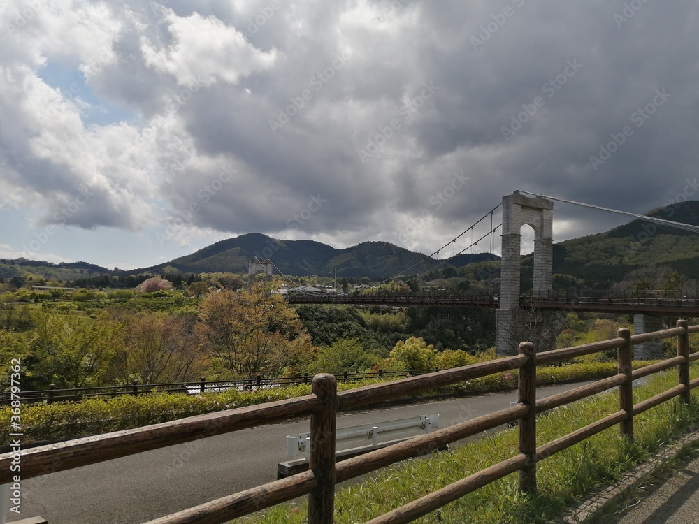 Fototapeta premium bridge in the mountains
