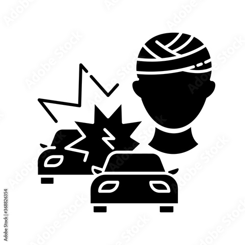 Acquired brain injury black glyph icon. Head injury from car accident. Trauma from automobile collision. Medical condition. Silhouette symbol on white space. Vector isolated illustration