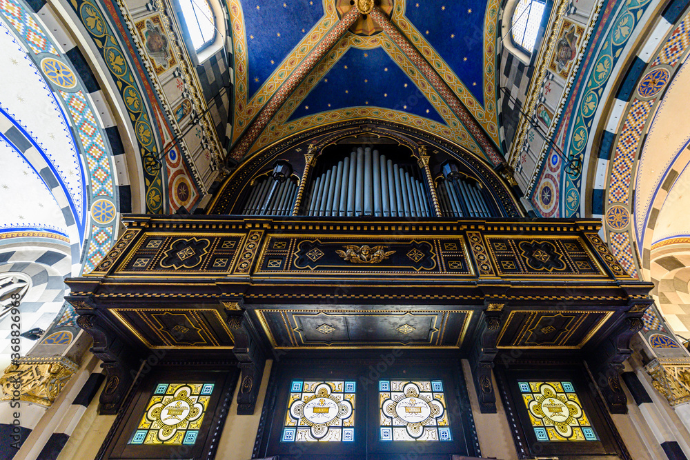 Fototapeta premium Milano, chiesa basilica di Sant'Eufemia