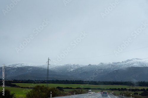 El cemento no da tanto como la nieve photo