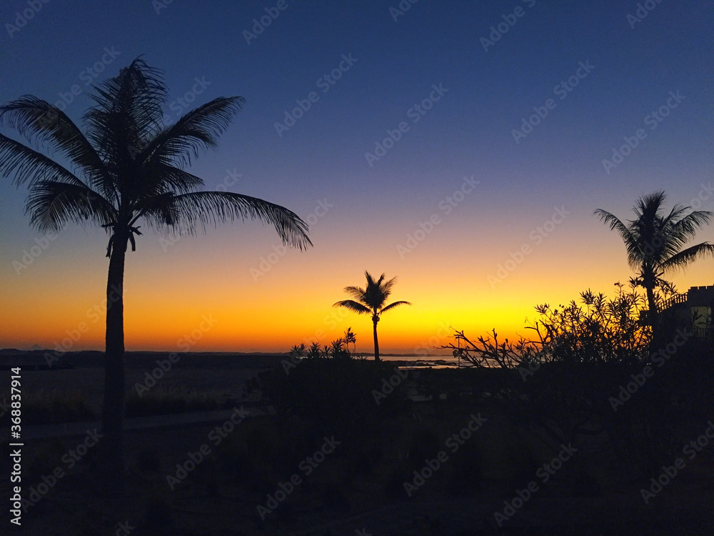 Sonnenaufgang am Strand von Salalah - Oman