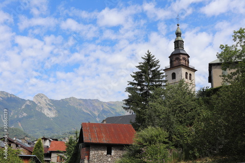 L'église Saint Grat à Conflans vue de l'extérieur, cité médiévale d'Albertville, ville d'Albertville, département Savoie, France