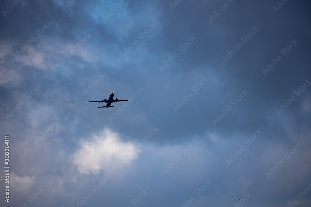 Airplanes in the Sky, Ireland, Ryanair Airplanes in the Sky, Ireland, Ryanair
