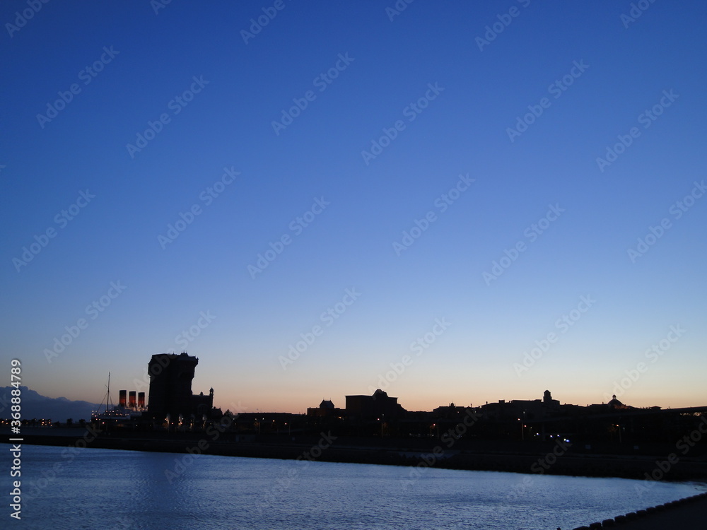 浦安ヘリポートから見た舞浜の夕景