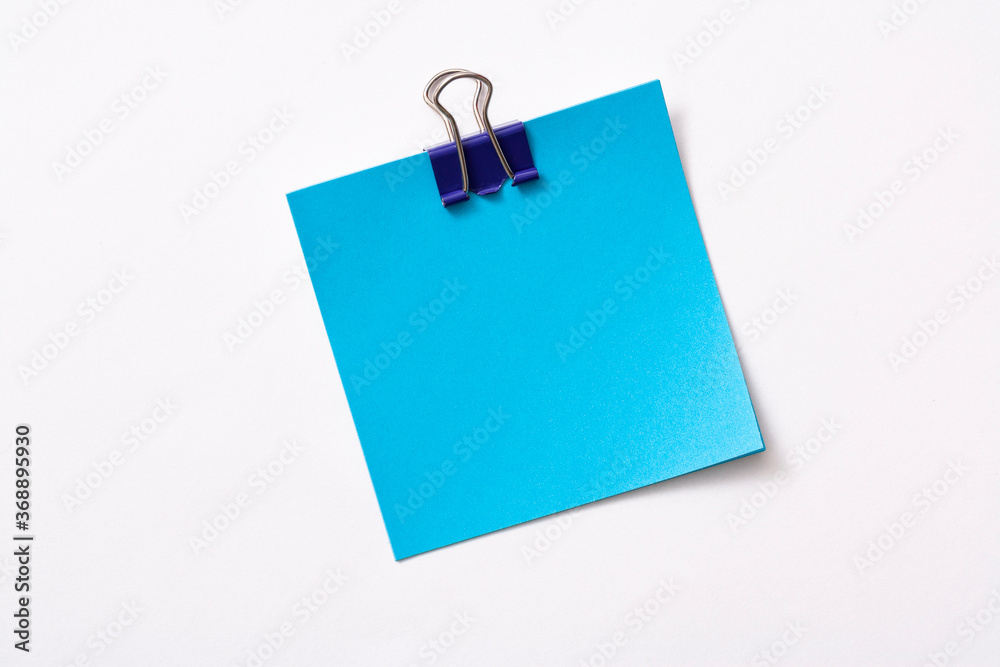 note paper and clip isolated on white background
note paper and clip isolated on white background