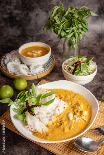 Rice Noodles with Crab Curry and Vegetables.