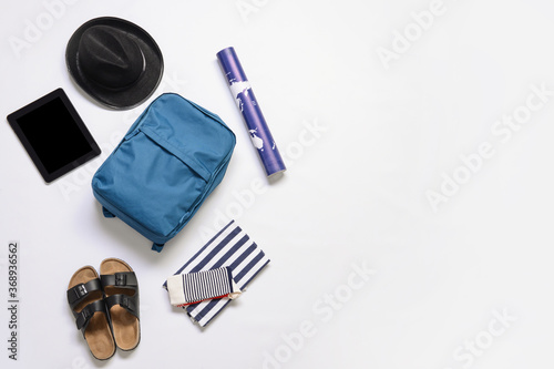 Set of travel accessories o...