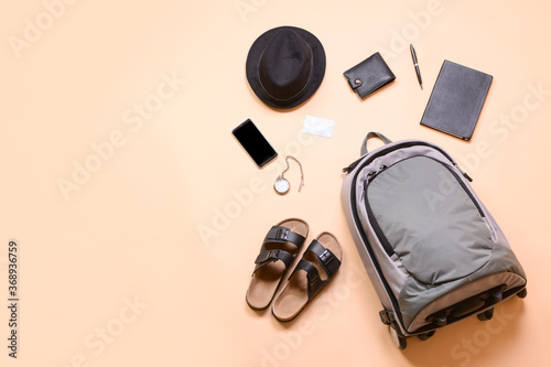 Set of travel accessories o...