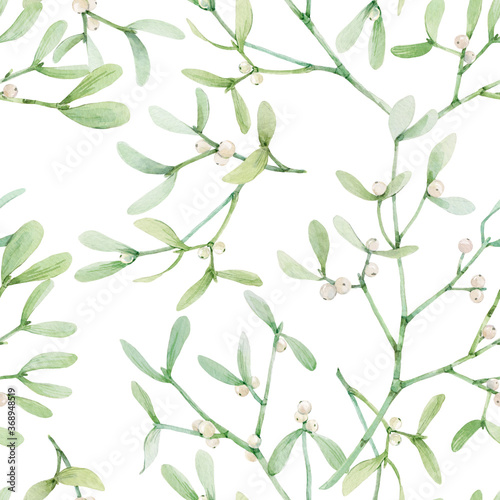 Photo Beautiful seamless pattern with watercolor mistletoe plant leaves