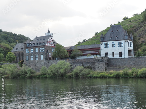 Schloss von der Leyen – Wasserschloss an der Mosel bei Kobern-Gondorf photo