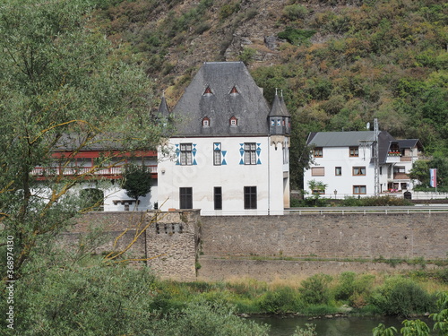 Schloss von der Leyen – Wasserschloss an der Mosel bei Kobern-Gondorf photo