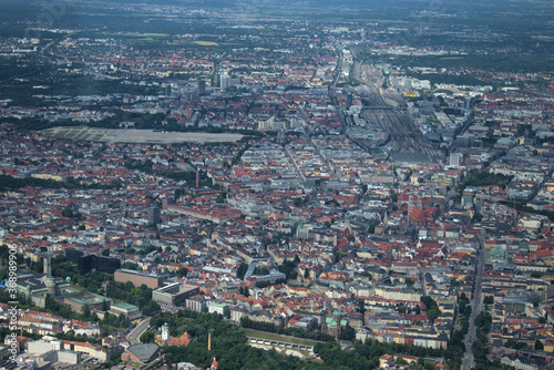 Fototapeta Naklejka Na Ścianę i Meble -  München Zentrum von oben 5.7.2020