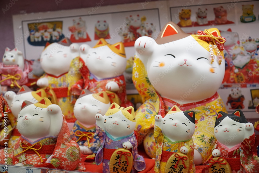 lucky cats