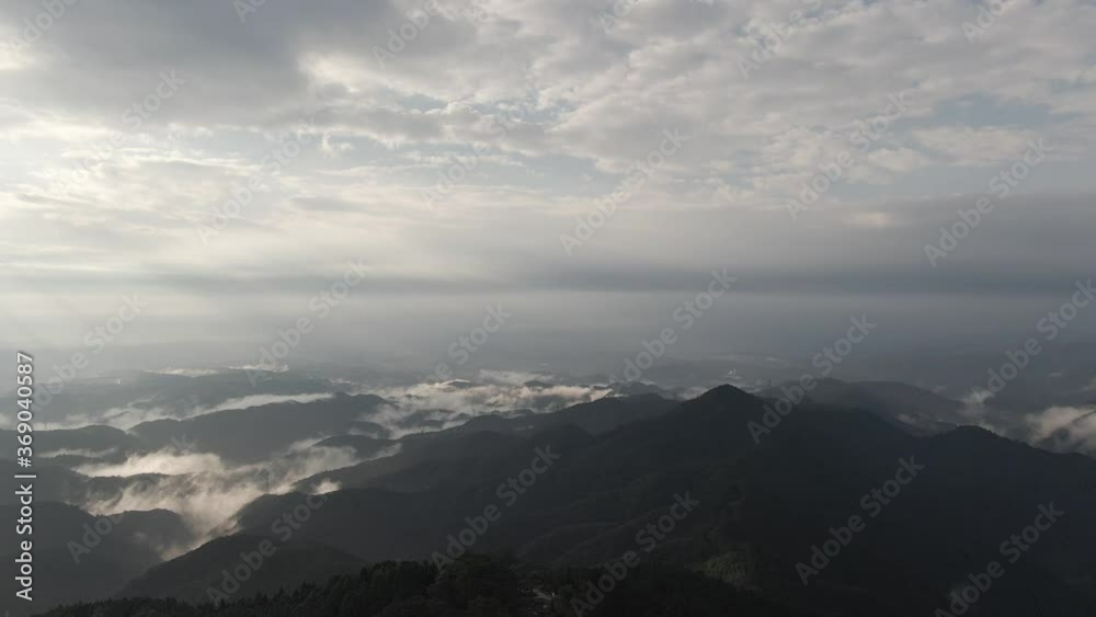 山の朝日と雲海 山の朝日と雲海
