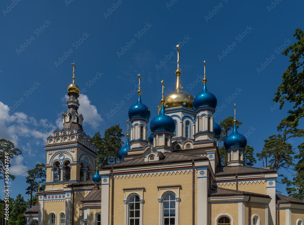 Obraz premium Russian orthodox church in Jurmala, a resort town in Latvia, sandwiched between the Gulf of Riga (Baltic Sea) and the Lielupe River, about 25 kilometres west of Riga.