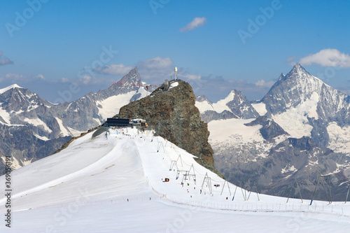 cervinia valle aosta italy zermatt switzerland matterhorn glacier snow report ski conditions august 2020 summer skiing wintersports in summer mountain landscape weather mountain alps of europe